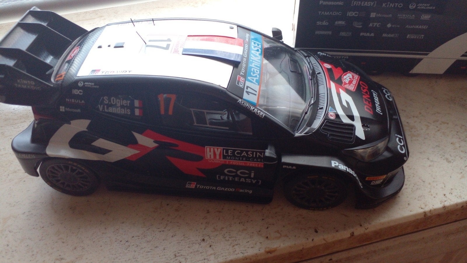 toyota yaris wrc & scania vabis, Hobby en Vrije tijd, Ophalen