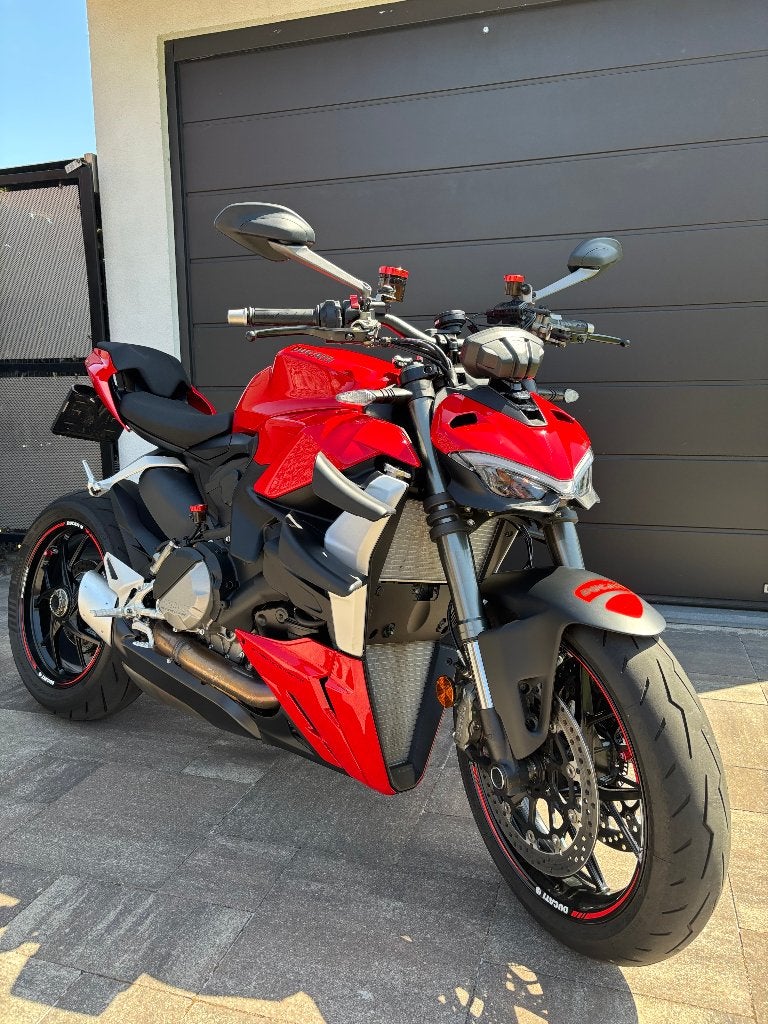 Ducati Streetfighter V2, Motoren, 2 cilinders, Traction Control, Occasion, Motorrijbewijs A