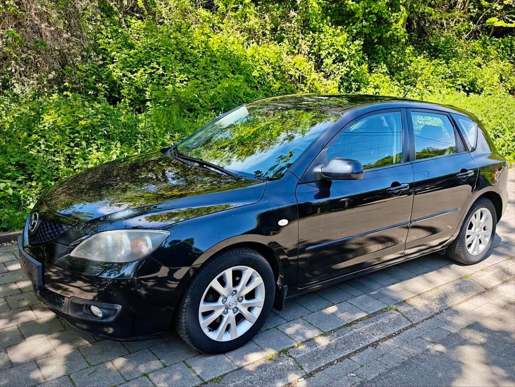 Mazda 3 1.6i MZR Automaat Airco, Auto's, Mazda, Zwart, 4 cilinders, 1290 kg, Zwart