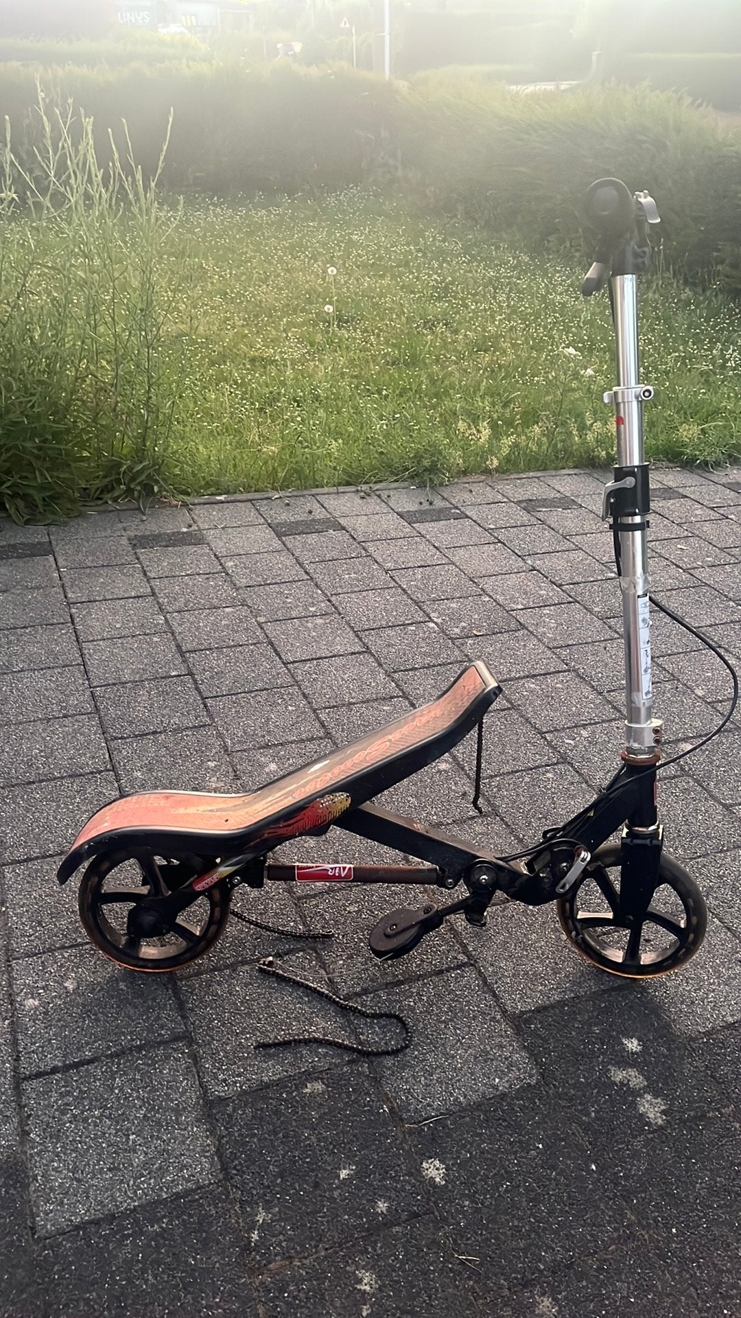 Coole rode step amper mee gereden merk= space scooter, Fietsen en Brommers, Verzenden, Zo goed als nieuw