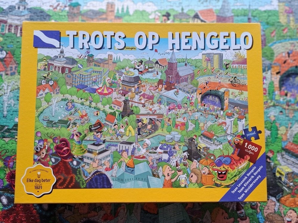 Puzzels 1000 stukjes     4€, Ophalen, 500 t/m 1500 stukjes, Zo goed als nieuw, Legpuzzel