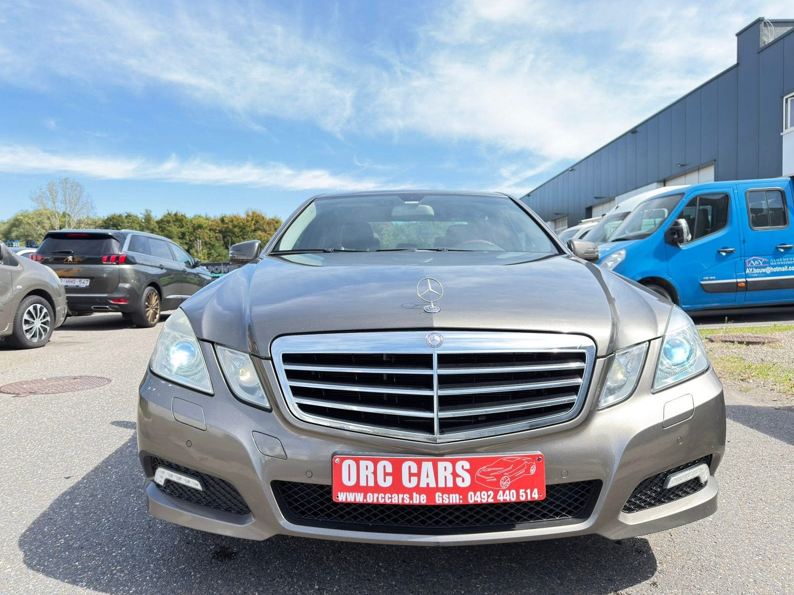 Mercedes-Benz E 220 CDI Avantgarde AUTOMAAT, Auto's, Automaat, Zwart, 4 cilinders, Bruin