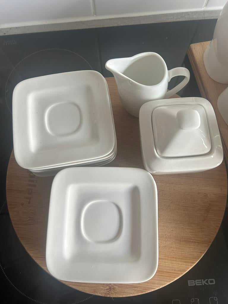 Koffietassen en onderbordjes, Ophalen, Nieuw, Kop(pen) en/of Schotel(s)