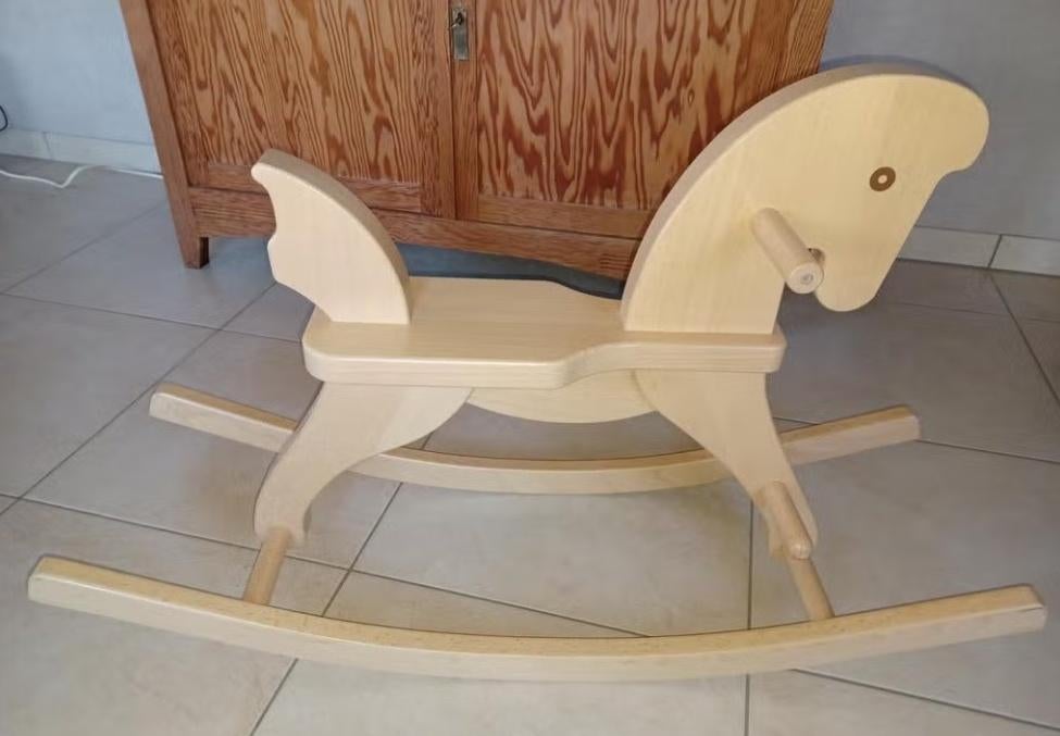 Houten schommelpaard, Enfants & Bébés, Jouets | Jouets a bascule, Enlèvement