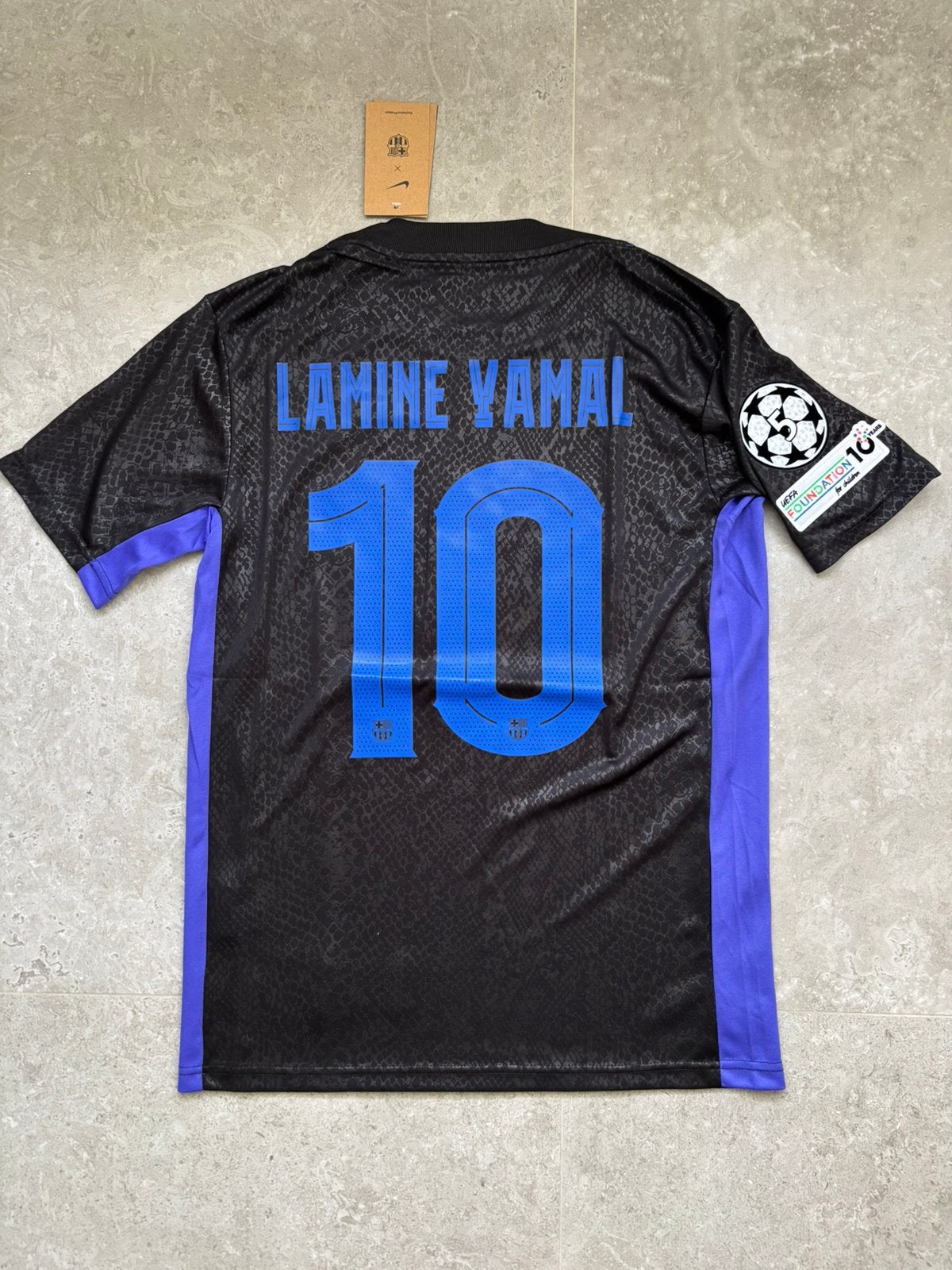 Voetbalshirt Fc Barcelona Lamine Yamal, Maat S, Ophalen of Verzenden, Zo goed als nieuw, Shirt