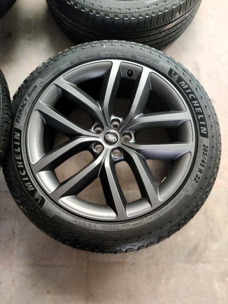 Jantes original Range Rover 22 pouce, Autos : Pièces & Accessoires, Pneus & Jantes, Pneus et Jantes, 4 Saisons, Autres dimensions
