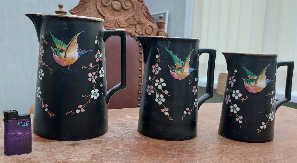 set van drie matzwarte antieke kannen/kruiken, Antiek en Kunst, Ophalen