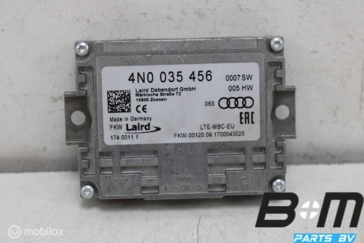 Antenne versterker Porsche 911 991.2  Cabrio Turbo 4N0035456, Gebruikt