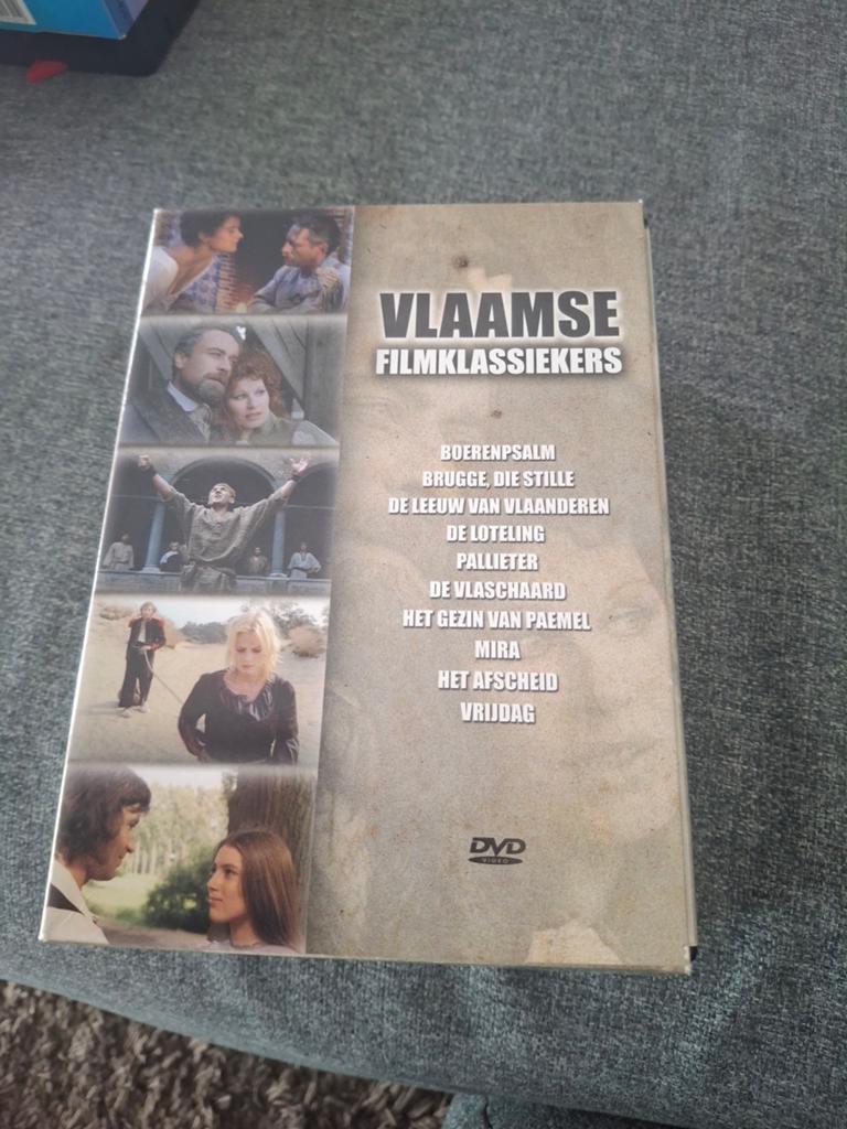 9 dvd box vlaamse filmklassiekers  1 dvd ontbreekt, Cd's en Dvd's, Ophalen of Verzenden