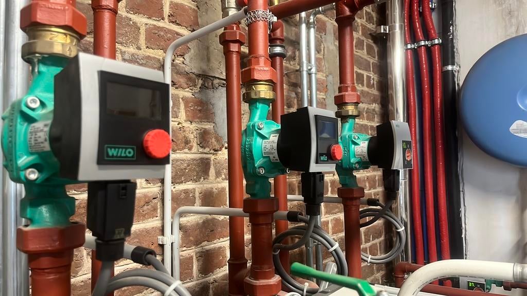 Chauffagiste Plombier, Bricolage & Construction, Enlèvement ou Envoi
