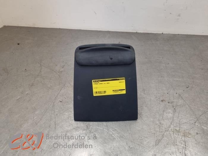 Compartiment de rangement d'un Citroen Jumper, -, 3 mois de garantie, Utilisé, -