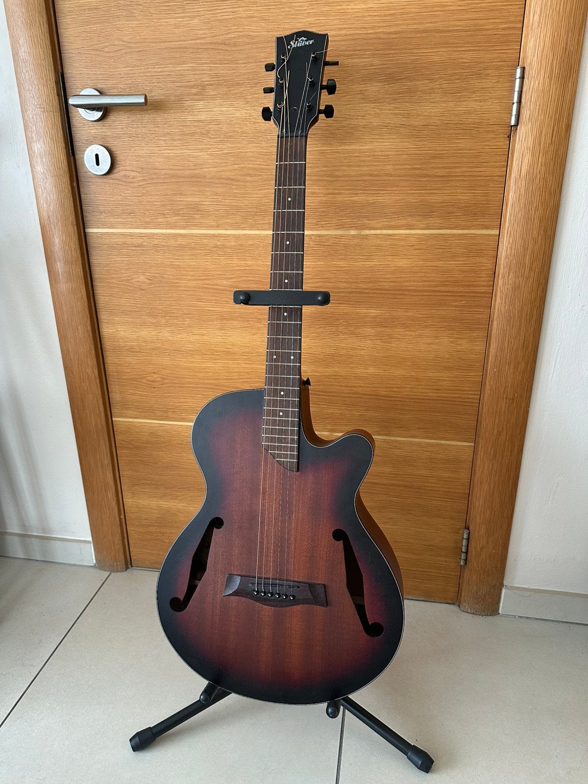 Semi-acoustische gitaar merk Shiver, Muziek en Instrumenten, Snaarinstrumenten | Gitaren | Akoestisch, Ophalen, Zo goed als nieuw