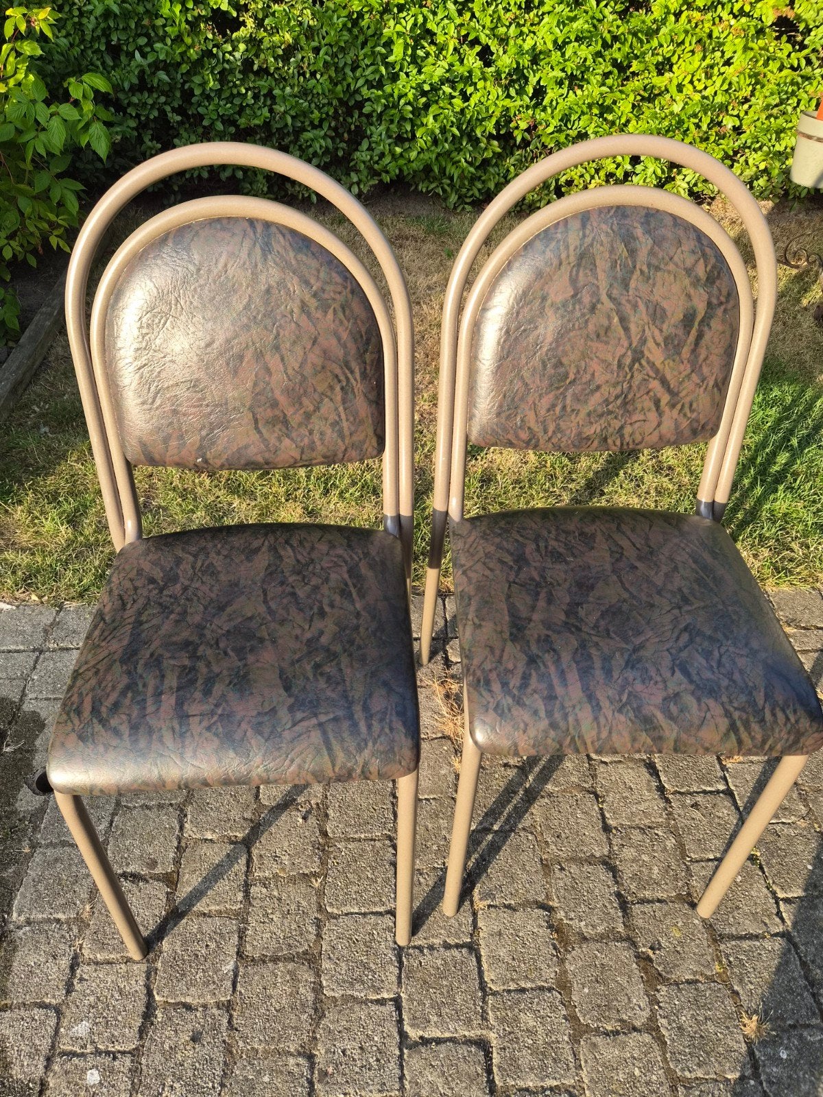 2 chaises de cuisine, Enlèvement