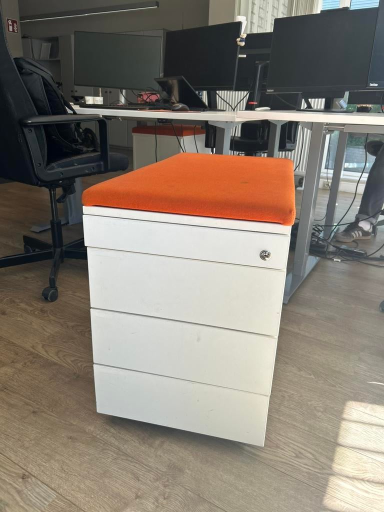 Ladeblok, Maison & Meubles, Armoires | Armoires à porte coulissante & Armoires à archives, Enlèvement, Utilisé