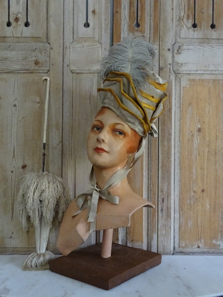 Oud hoedenhoofd op staander in papiermarché, Antiek en Kunst, Ophalen of Verzenden