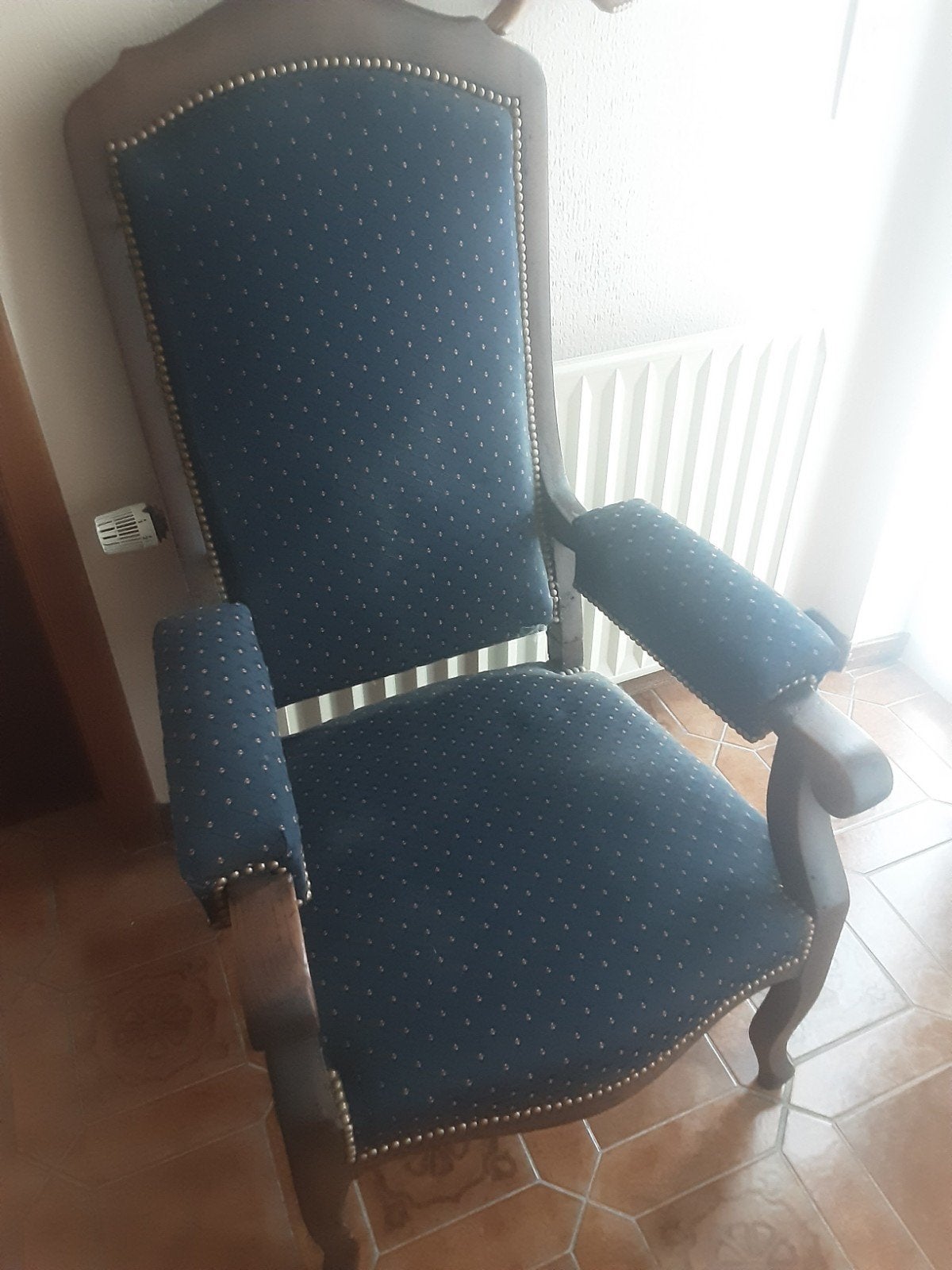Fauteuil Voltaire, Ophalen