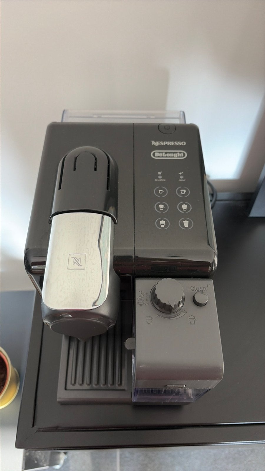 Delonghi nespresso lattissima, Electroménager, Machine à espresso, Réservoir d'eau amovible, Dosettes et capsules de café, Comme neuf