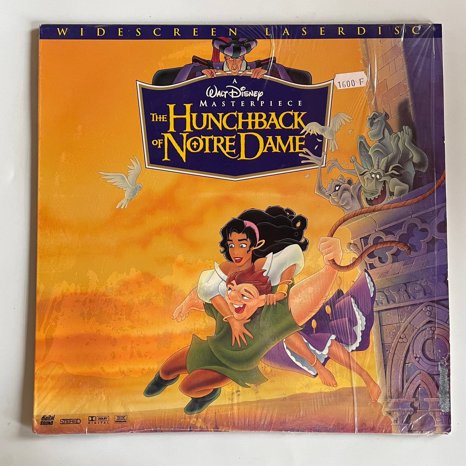 The Hunchback of the Notre Dame - Laserdisc, CD & DVD, DVD | Autres DVD, Enlèvement ou Envoi, Comme neuf