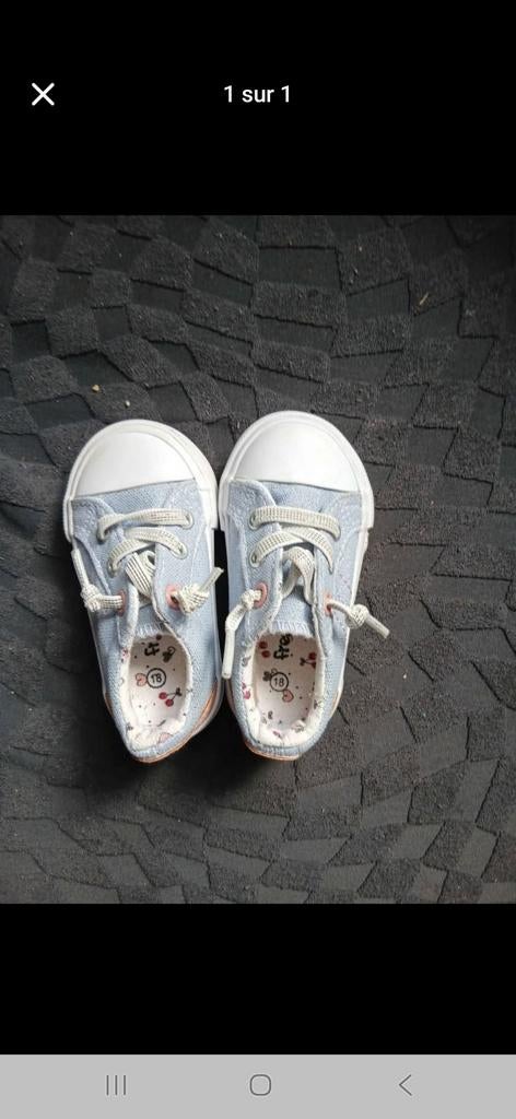 Chaussures bébé pointure 18, Autos : Pièces & Accessoires, Enlèvement