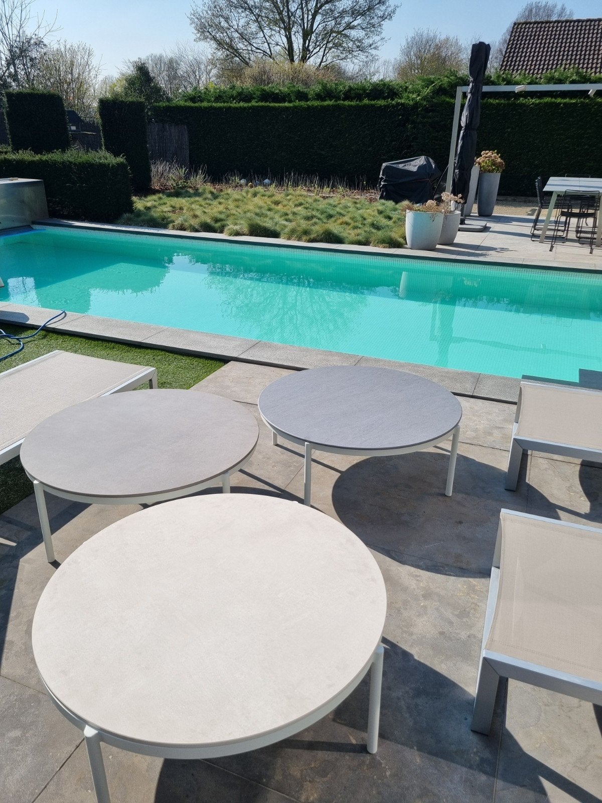 NIEUWE ronde tuintafeltjes VOLKERAMIEK dia90cm, Enlèvement