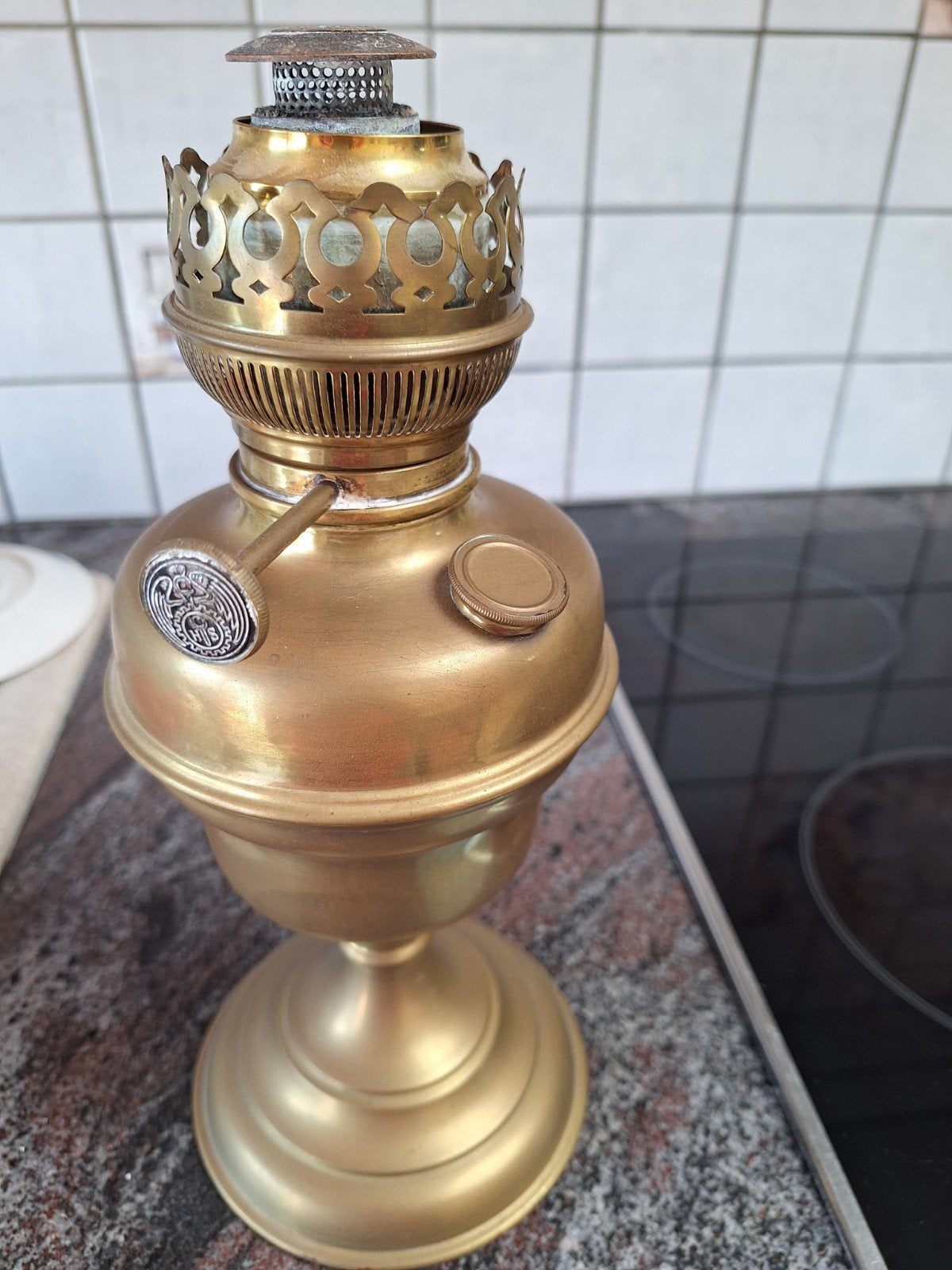 lampe à pétrole en cuivre, Enlèvement, Cuivre