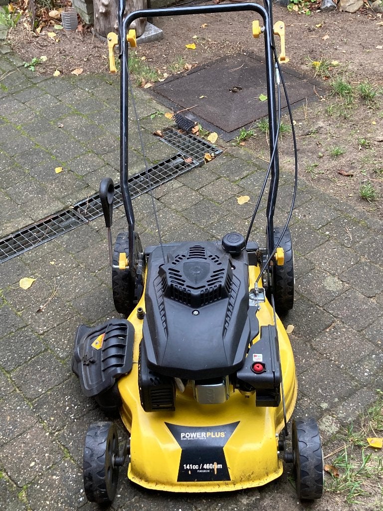 Grasmachine met benzinemotor, Tuin en Terras, Ophalen, Cirkelmaaier, Gebruikt, Mulchfunctie