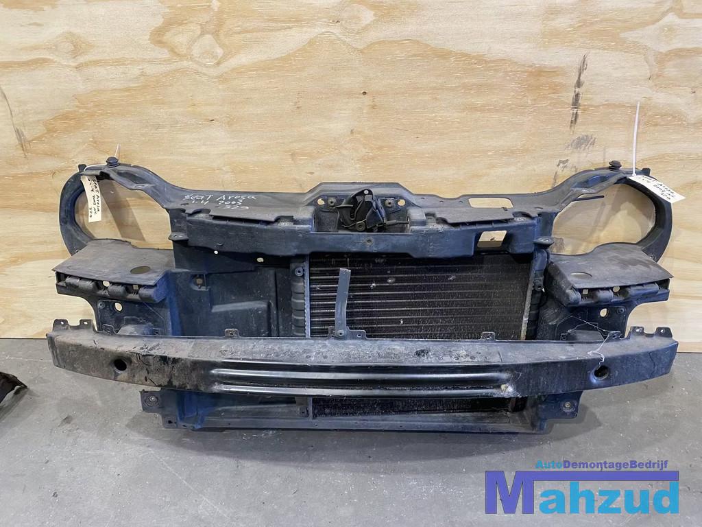 SEAT AROSA 1.4 Voorfront compleet koelerpakket 1997-2004, Autovia A-2, Km 585 585
08760  Martorell, ES, SEAT S.A., Utilisé, Customercare@seat.es