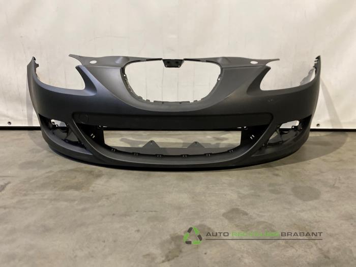 Voorbumper van een Seat Leon, Gebruikt, -, -, Ophalen of Verzenden