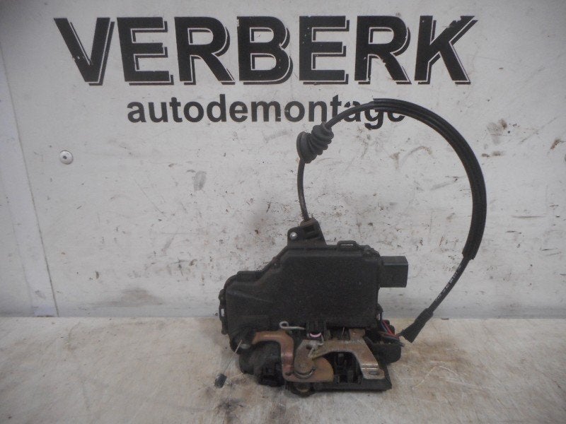 PORTIERSLOT RECHTS VOOR Volkswagen Bora (1J2), Gebruikt, Voor, Volkswagen
