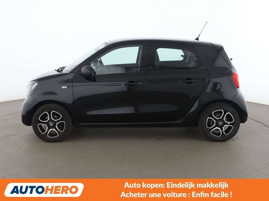 Smart Forfour 0.9 Turbo Basis Standard (bj 2016), Auto's, Smart, Achterwielaandrijving, Gebruikt, 995 kg, Zwart