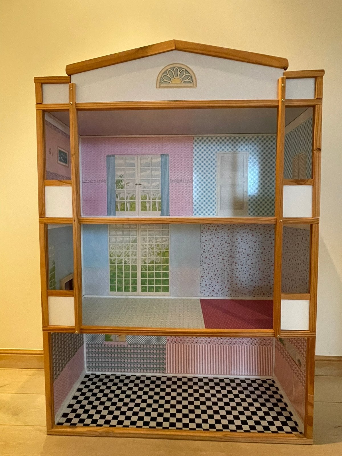 Poppenhuis (geschikt voor Barbie), Ophalen, Gebruikt, Poppenhuis