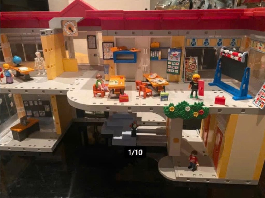 Playmobil grote volledig ingerichte school 4324, Enlèvement ou Envoi, Bâtiment, Kit complet, Utilisé