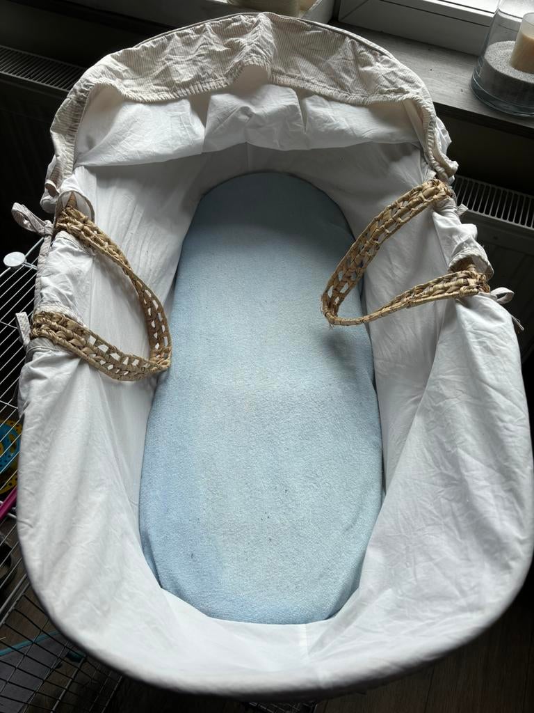 Couffin en osier pour bébé, Enlèvement, Comme neuf