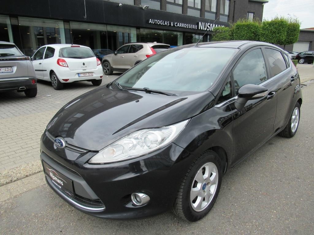 Ford Fiesta 1.6TDCi Titanium 5portes-A/C-PDC-MARCHAND/Export, Autos, Ford, Euro 5, Achat, Entreprise, 1165 kg