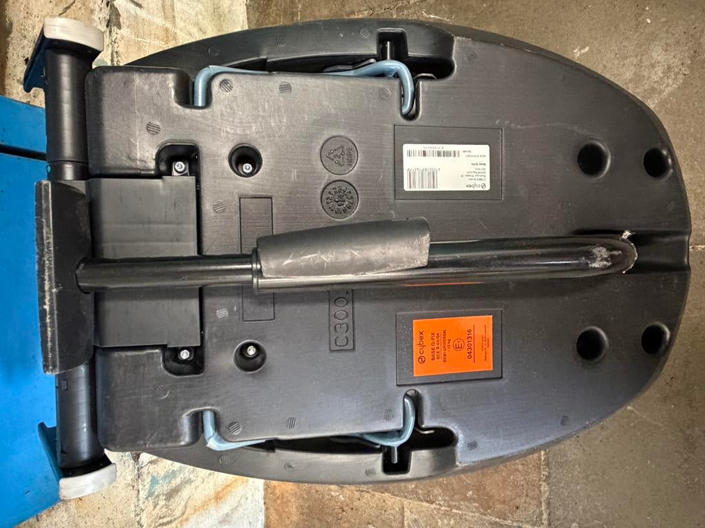 Cybex Isofix voor baby stoel te koop!, Ophalen, Zo goed als nieuw