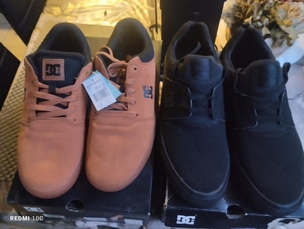 Nieuwe sneakers schoenen prijs het stuk 60 euro, Kleding | Heren, Schoenen, Ophalen, Bruin, Nieuw, Sneakers