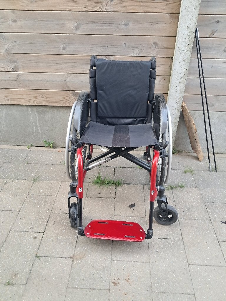 Chaise roulante ottobock, Enlèvement, Neuf, Fauteuil roulant à pousser
