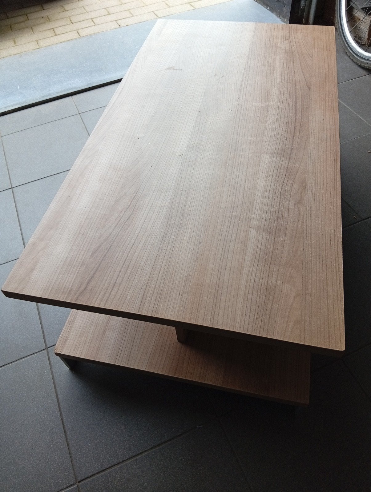 Salontafel, Ophalen
