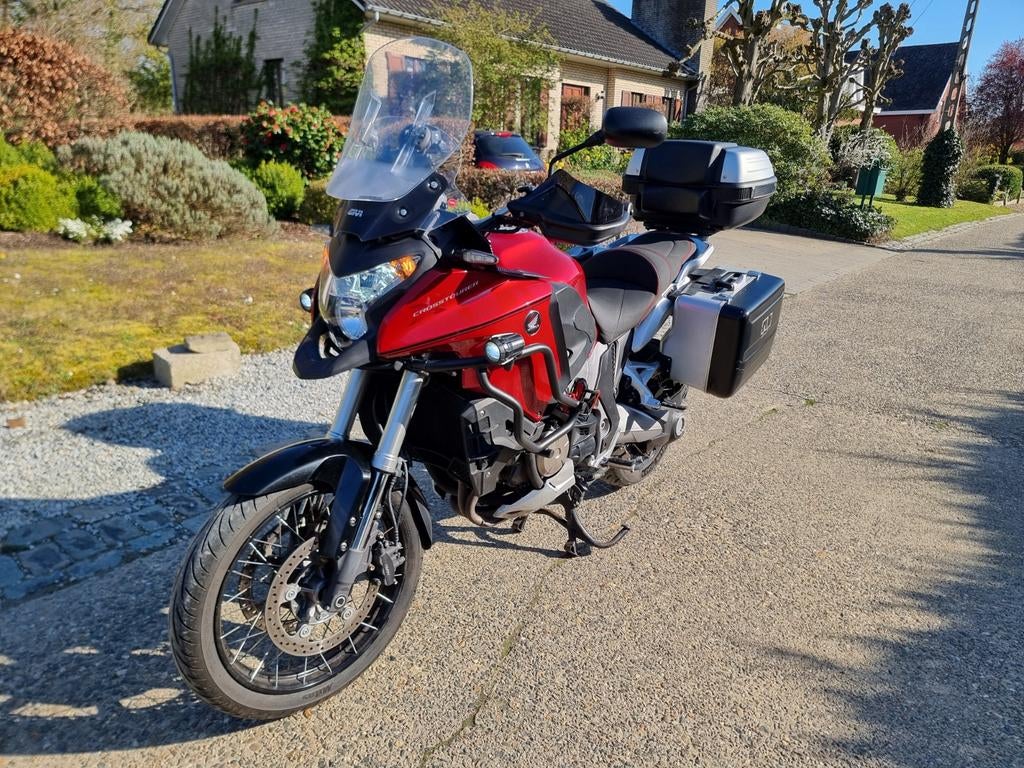 Honda vfr1200XD, Motoren, Ophalen