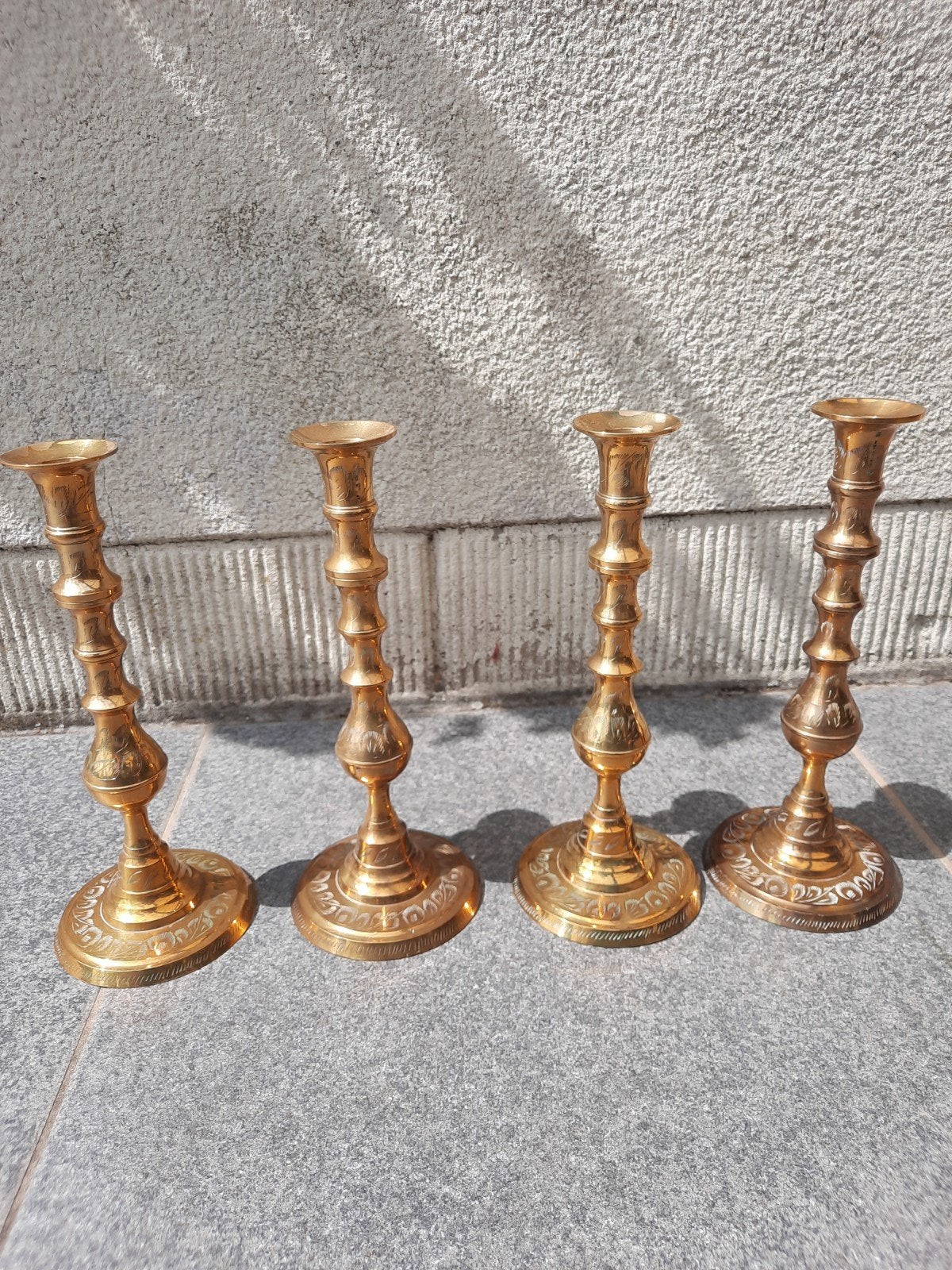 4 CHANDELIERS EN CUIVRE, Enlèvement