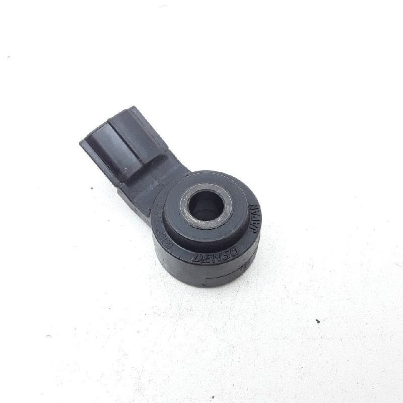 DETECTEUR DE CLIQUETIS Yaris (P1) (|8961502020|1710001Y10|), Utilisé, Toyota