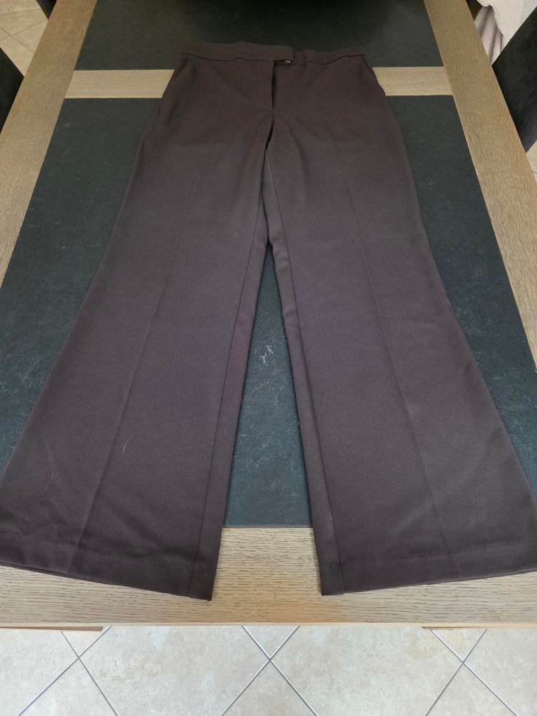 Bruine broek maat 42, Kleding | Dames, Broeken en Pantalons, Ophalen of Verzenden, Maat 42/44 (L)