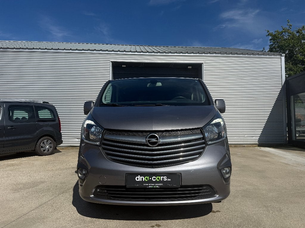 Vivaro 1.6 CDTi L1H1 BiTurbo / BTW AFTR / 5 PL / GARANTIE, Auto's, Voorwielaandrijving, Euro 5, Stof, Zwart