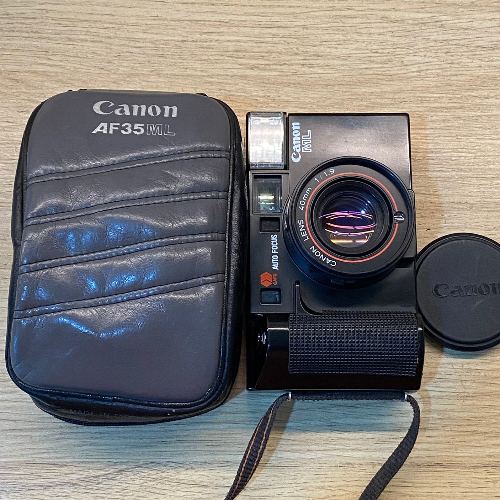 Canon AF35ML, point&shoot, Canon 40mm f1.9 *comme neuf, Enlèvement ou Envoi, Comme neuf, Compact, Canon