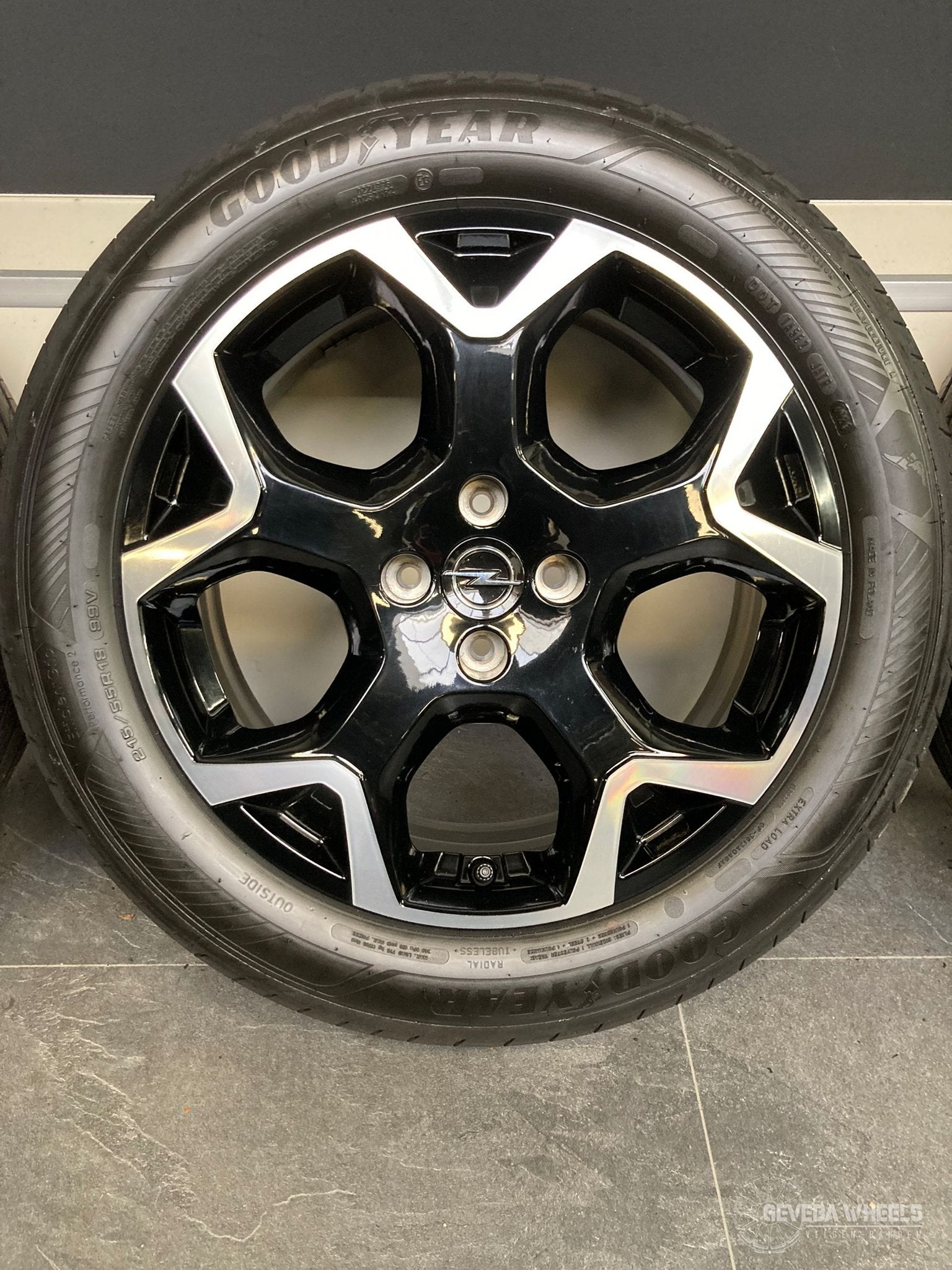18” originele Opel Mokka B velgen + banden DEMO 4x108 983509, Autos : Pièces & Accessoires, Pneus et Jantes, 215 mm, Véhicule de tourisme