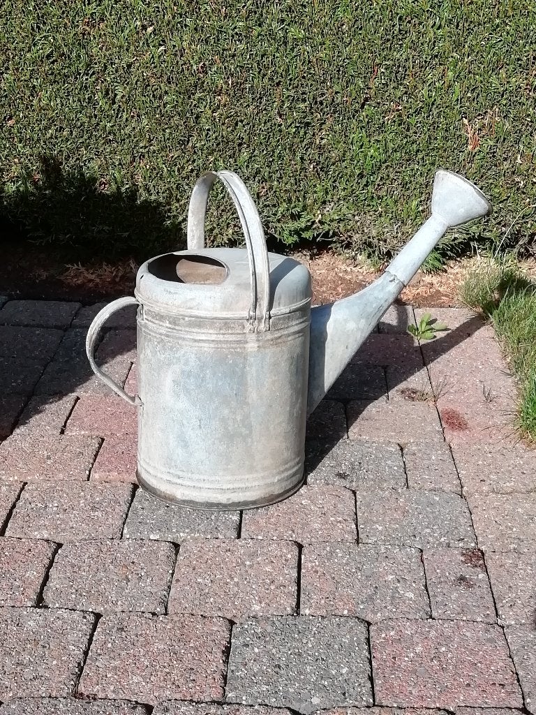 Oude metalen gieter, Tuin en Terras, Ophalen, Gebruikt, Metaal