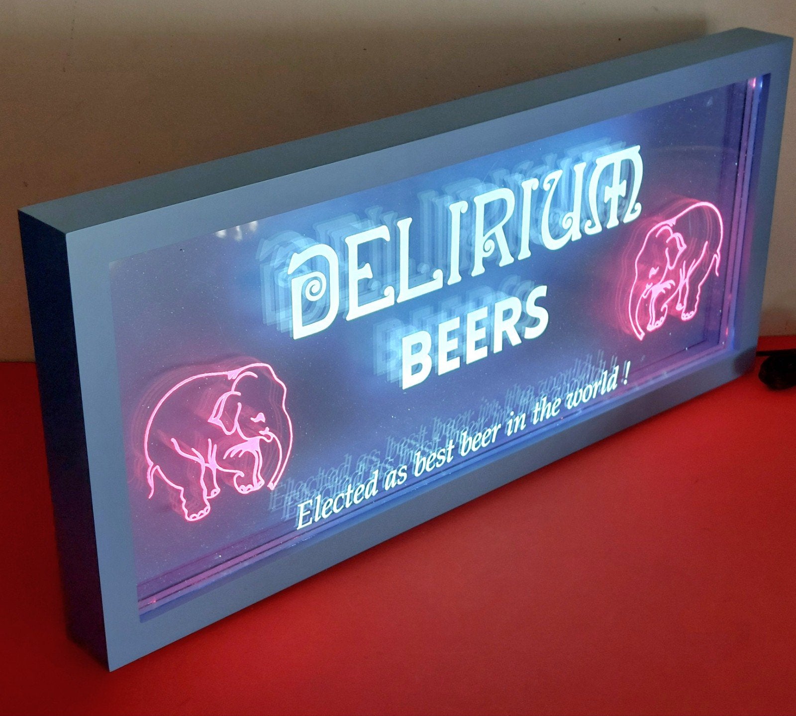 Delirium beers neon Led Nieuw in doos, Ophalen of Verzenden, Nieuw, Lichtbak of (neon) lamp