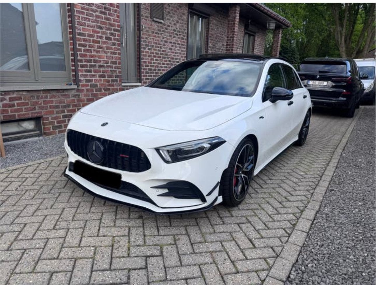 Mercedes A35 (2019) panorama, Auto's, Automaat, Parkeerassistent, Zwart, Wit