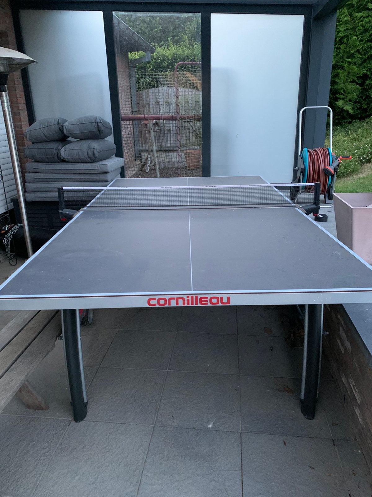 Ping pong tafel merk Cornilleau, Sport en Fitness, Tafeltennis, Ophalen, Zo goed als nieuw, Tafel Outdoor, Verrijdbaar