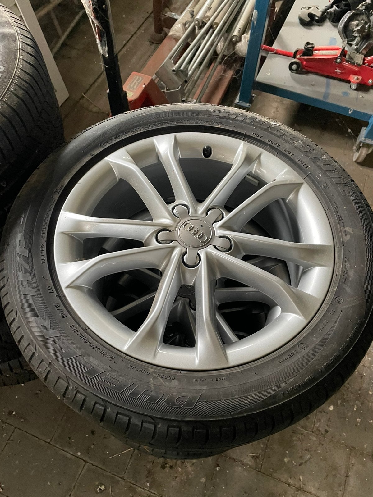 Velgen set met zomerbanden voor Audi Q3, Enlèvement, Pneus été, Jante(s)